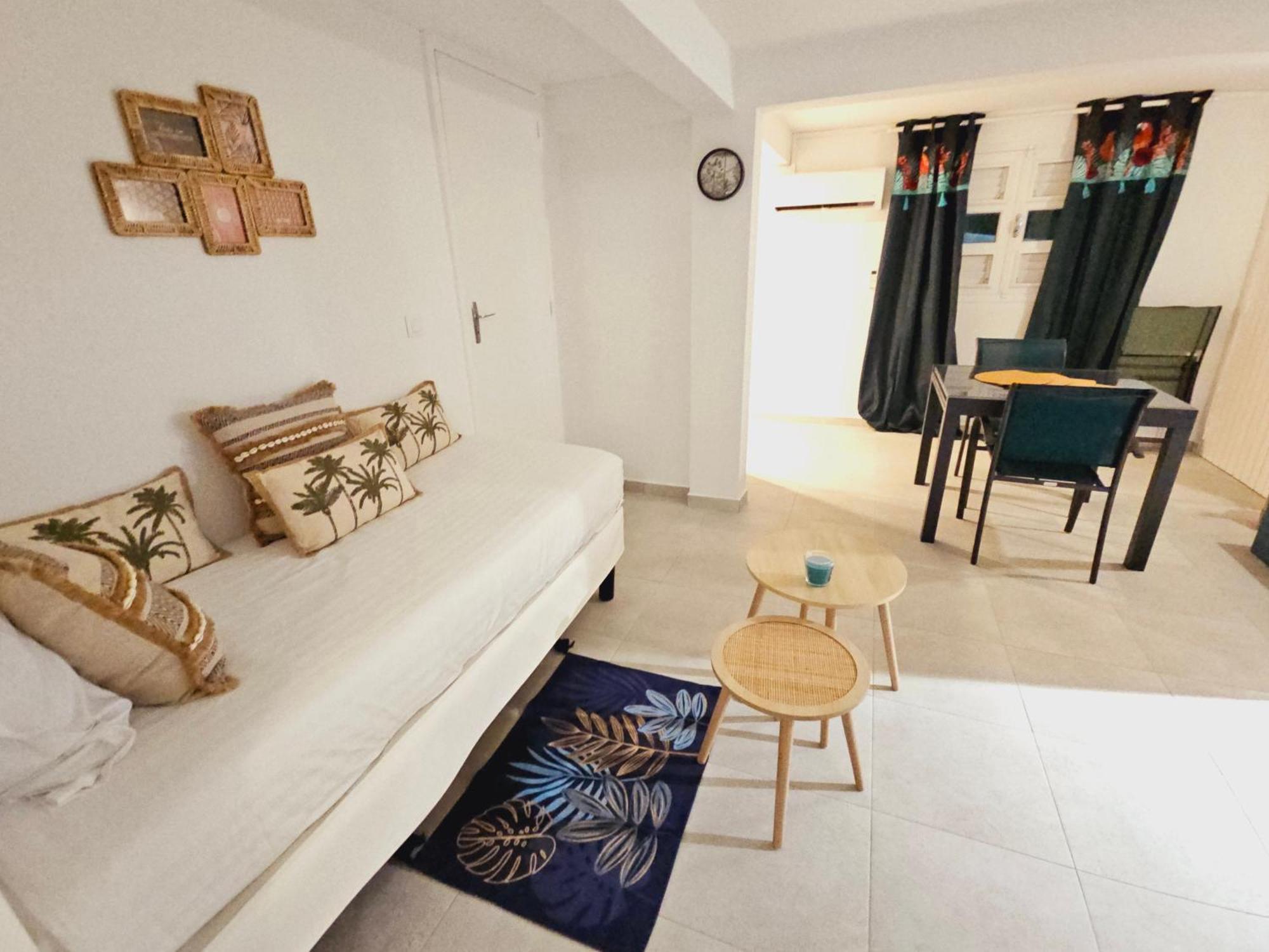 Ti Oasis Colibri, 1 Chambre, Piscine, A 150M De La Plage Sainte-Luce Exterior photo